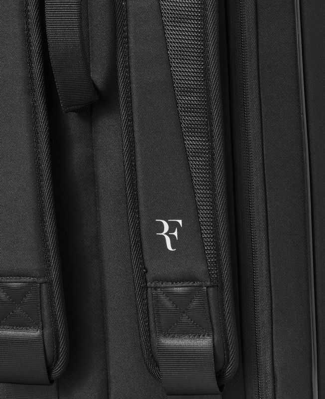 Wilson RF Tournament Racquet Bag 9 Pack (Svart)